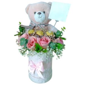 Rosas, peluche y chocolates
