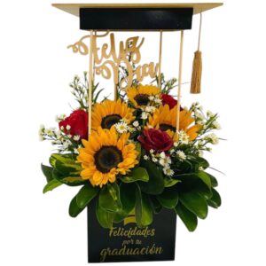 Caja de rosas y girasoles de grado