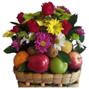 Rosas, margaritas y frutas