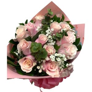 Bonito Bouquet de rosas redondo
